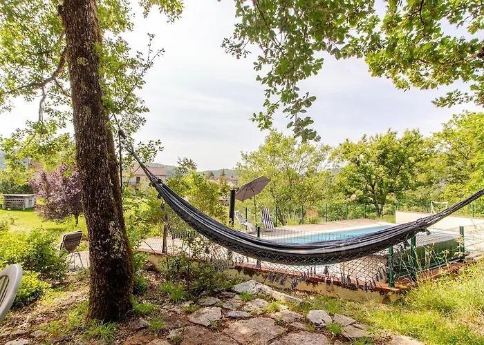 Lot Valley - Hidden Gem For Peaceful Getaways Tour-de-Faure