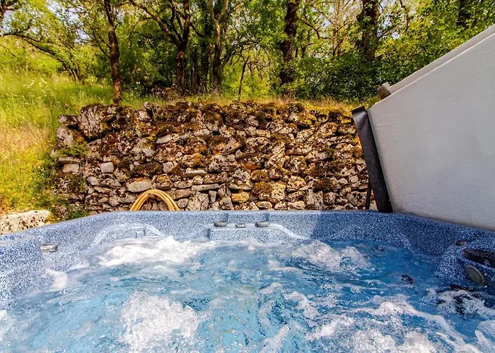 Villa Lot Valley - Hidden Gem For Peaceful Getaways Tour-de-Faure